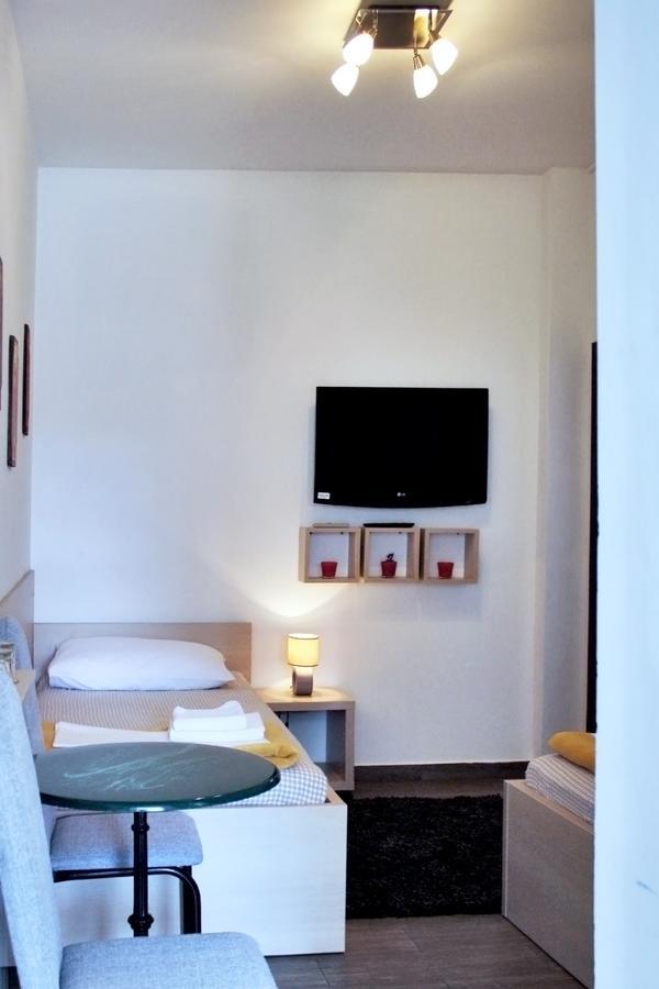 Rooms Fitea Osijek Eksteriør billede